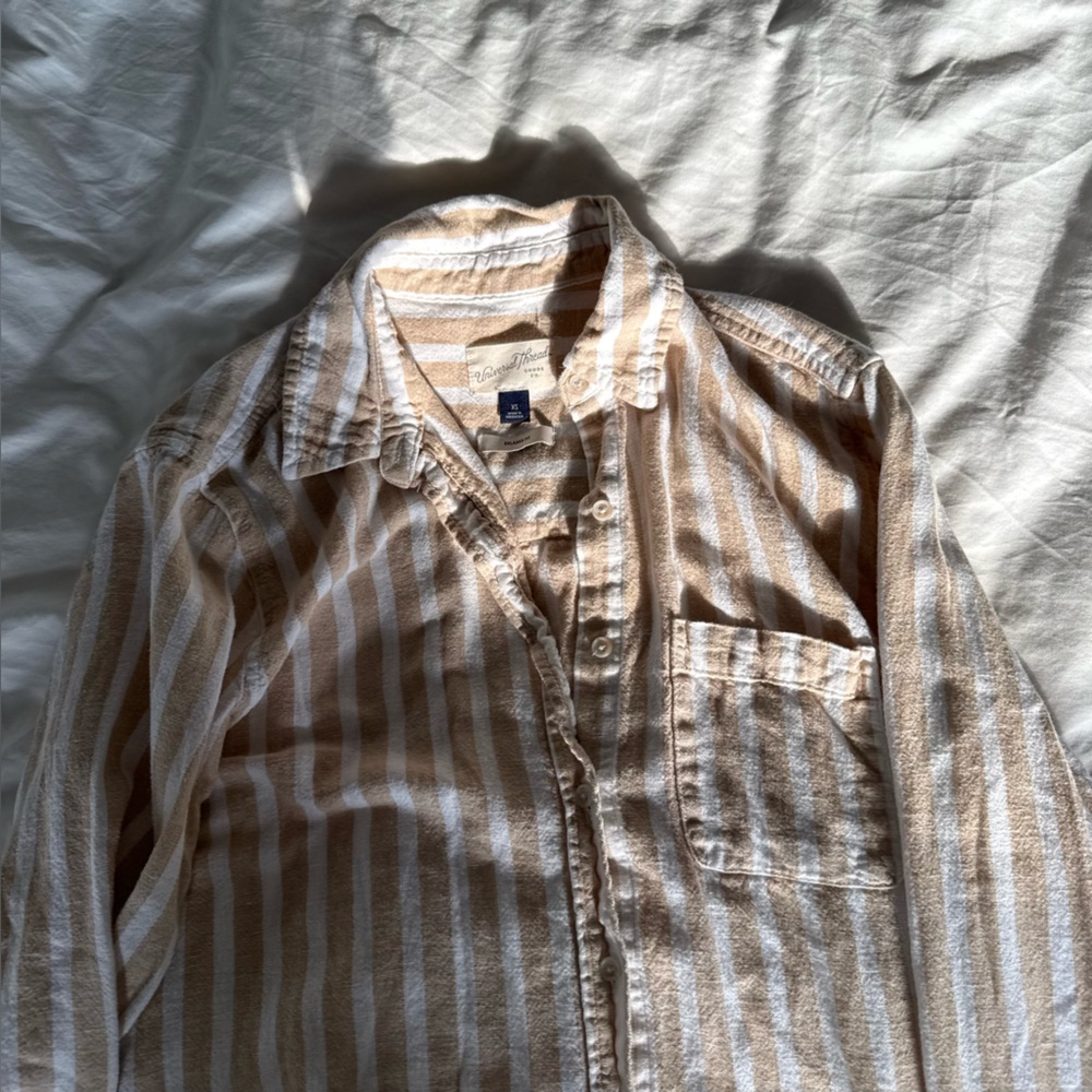 Universal thread striped linen blend set - image 11